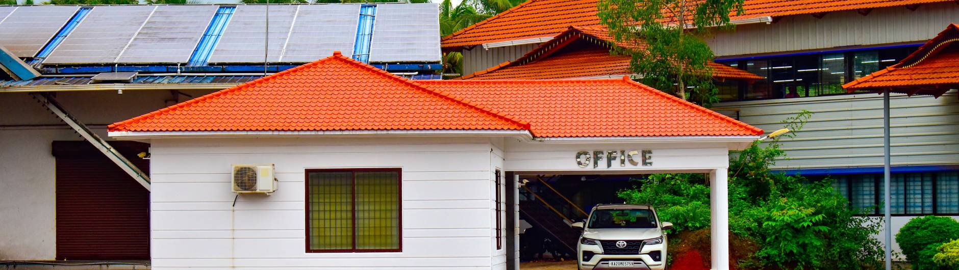 SNC Management Header